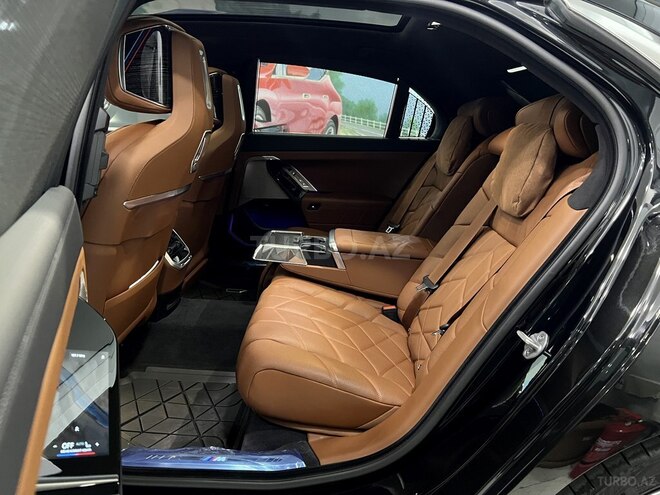 BMW 740-25