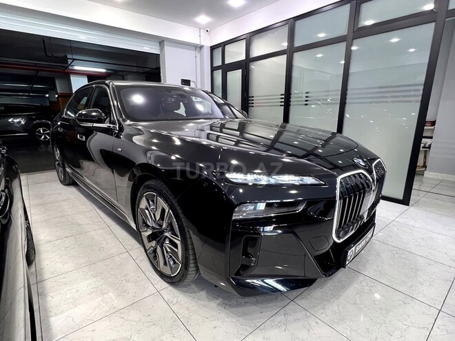 BMW 740-7