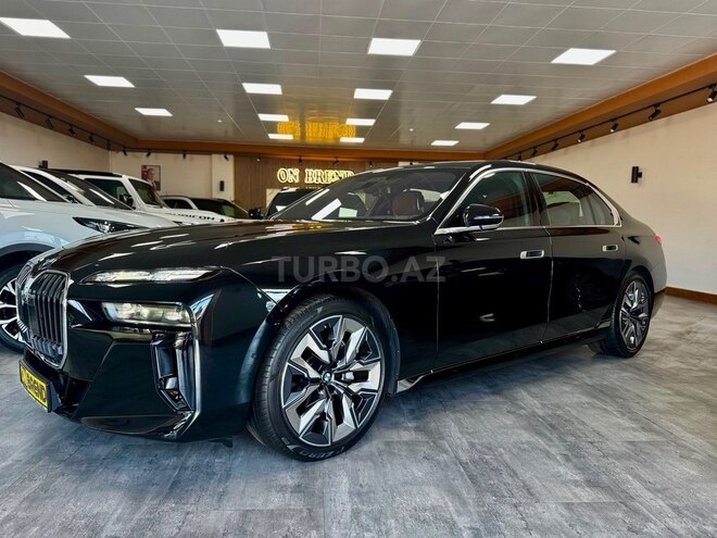 BMW 740-2