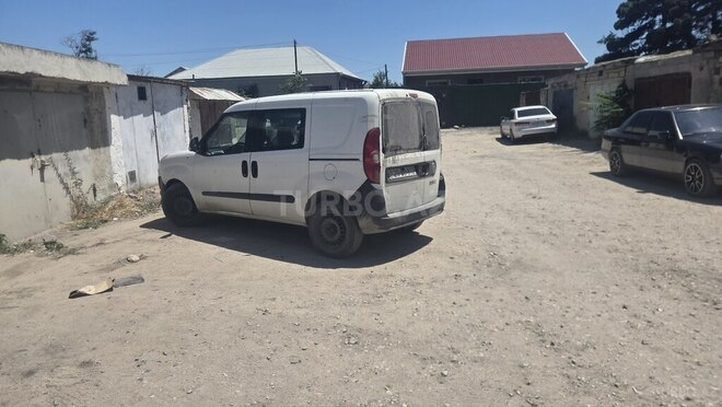 Fiat Doblo-4