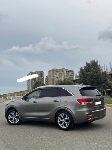 Kia Sorento-3