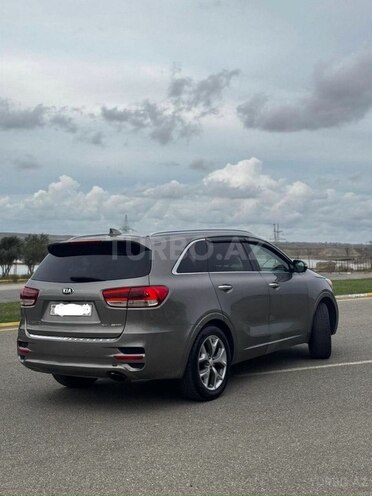 Kia Sorento-2