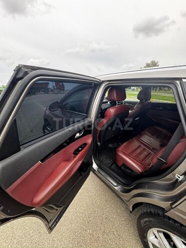 Kia Sorento-5