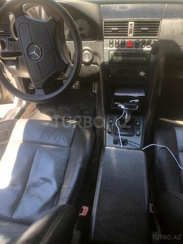 Mercedes C 280-10