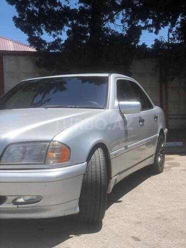Mercedes C 280-3