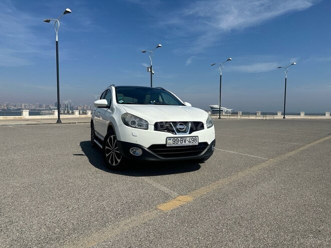 Nissan Qashqai-1