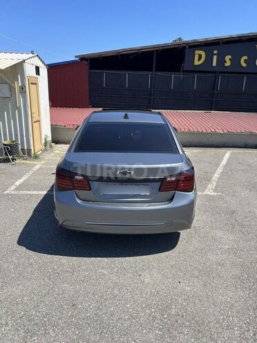 Chevrolet Cruze-11