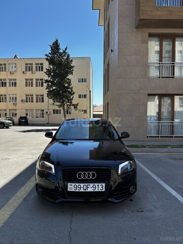 Audi A3-1
