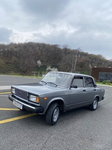 LADA (VAZ) 2107-4