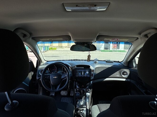Chevrolet Cruze-6