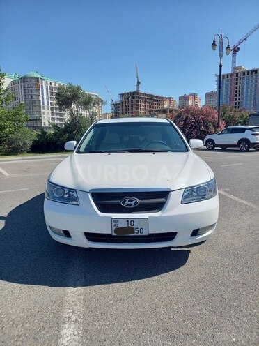 Hyundai Sonata-1