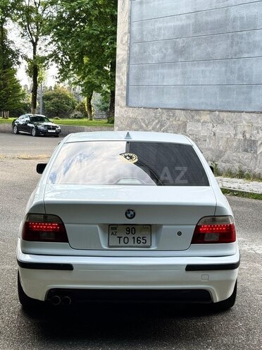 BMW 528-4