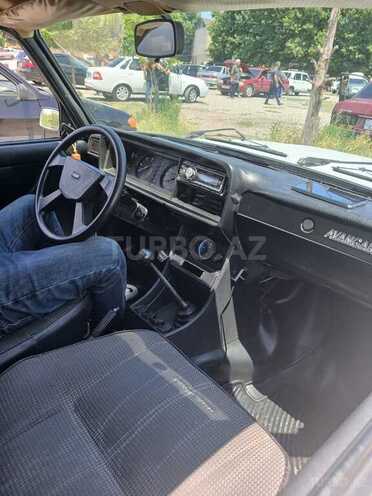 LADA (VAZ) 2107-4