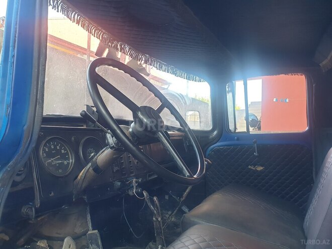 ZIL 130-11