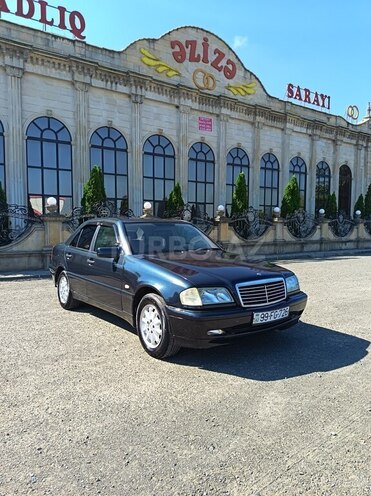 Mercedes C 200-3