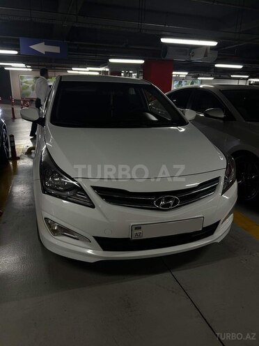 Hyundai Accent-1