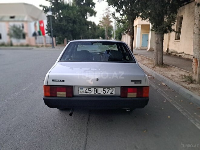 LADA (VAZ) 21099-2