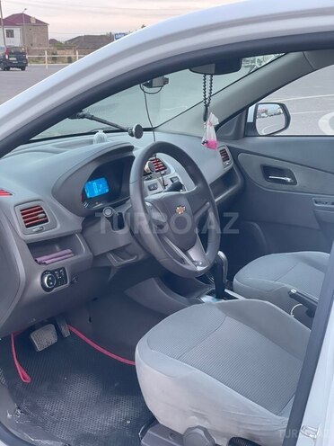 Chevrolet Cobalt-10