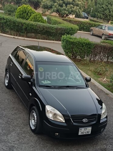 Kia Rio-1
