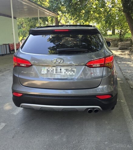 Hyundai Santa Fe-4