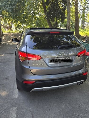 Hyundai Santa Fe-3