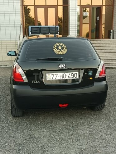 Kia Rio-4
