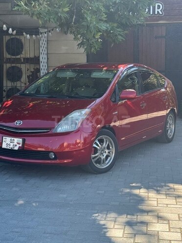 Toyota Prius-3
