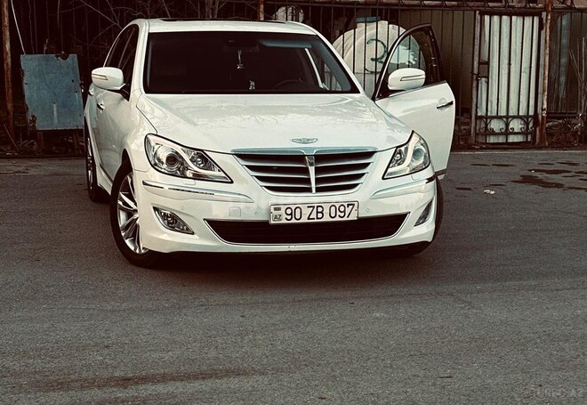 Hyundai Genesis-1