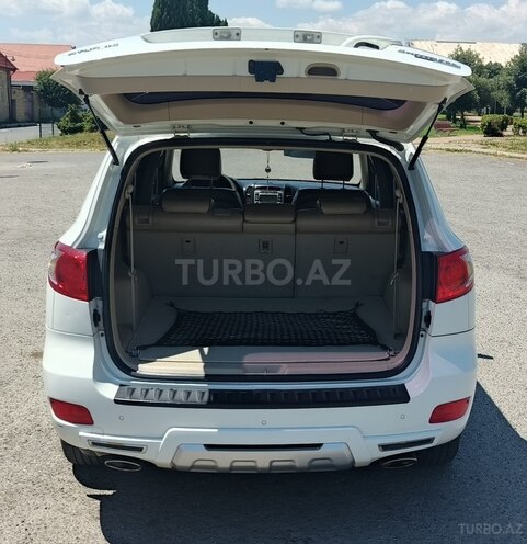 Hyundai Santa Fe-6