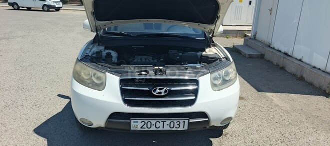 Hyundai Santa Fe-16