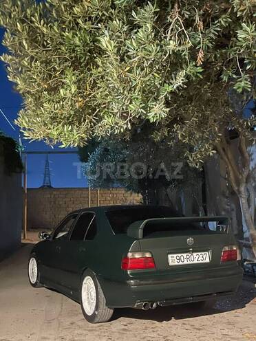 BMW 318-2