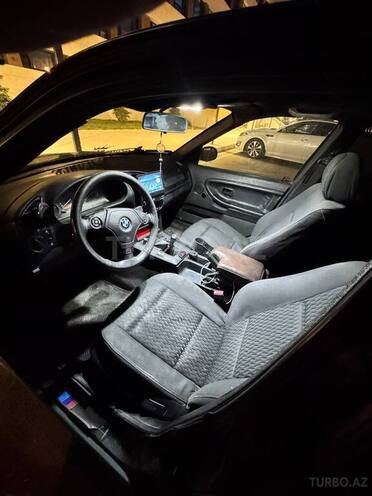 BMW 318-11