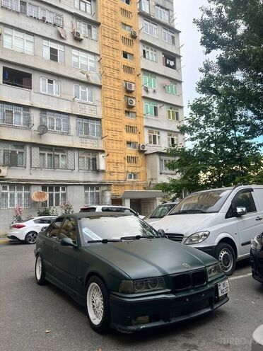 BMW 318-5