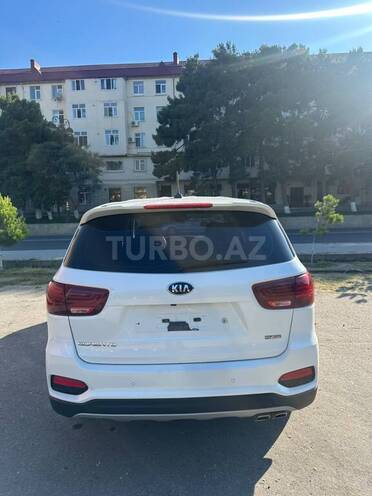 Kia Sorento-2
