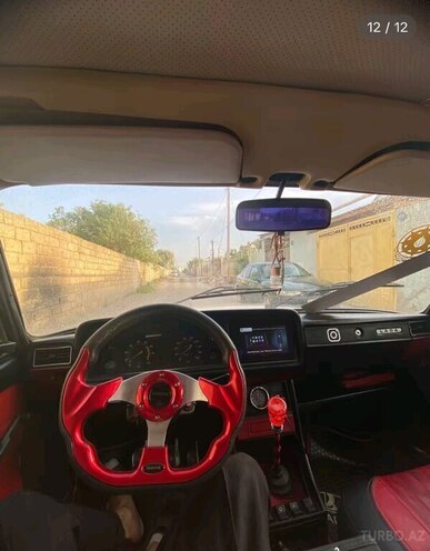 LADA (VAZ) 2107-4