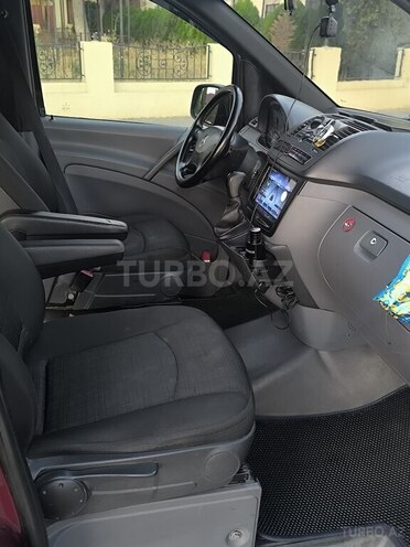 Mercedes Viano-6