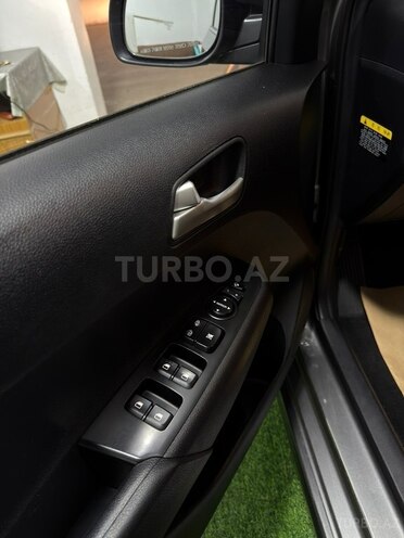 Kia Picanto-13