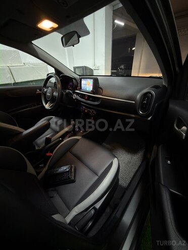 Kia Picanto-11