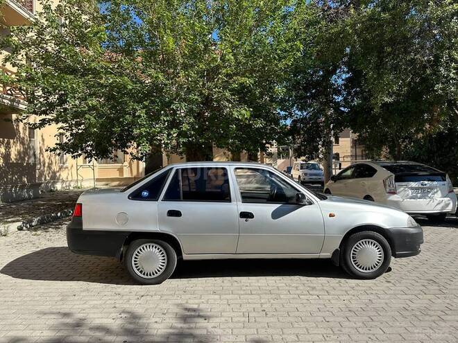 Daewoo Nexia-6