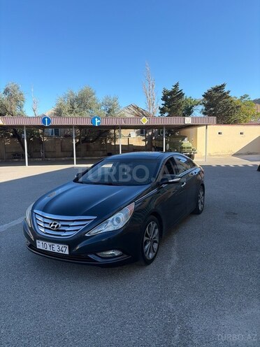 Hyundai Sonata-2