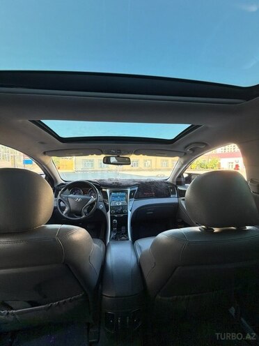 Hyundai Sonata-8