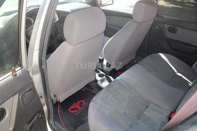 Daewoo Nexia-13