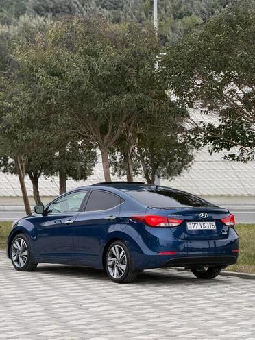 Hyundai Elantra-5
