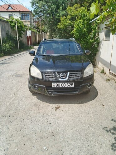 Nissan Qashqai-1