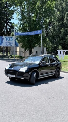 Porsche Cayenne Turbo-3