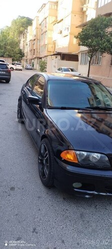 BMW 320-4