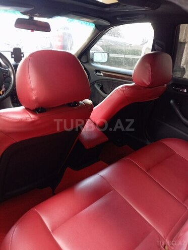 BMW 320-7