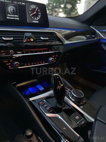 BMW 530-18