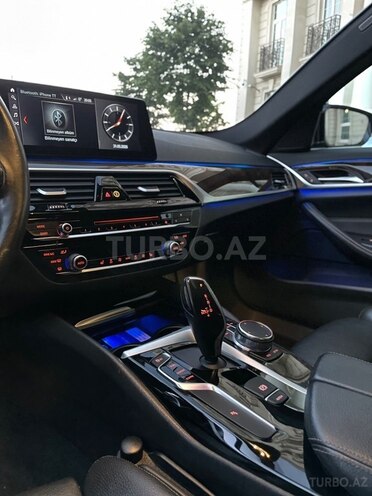 BMW 530-17