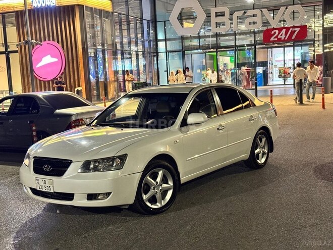 Hyundai Sonata-2